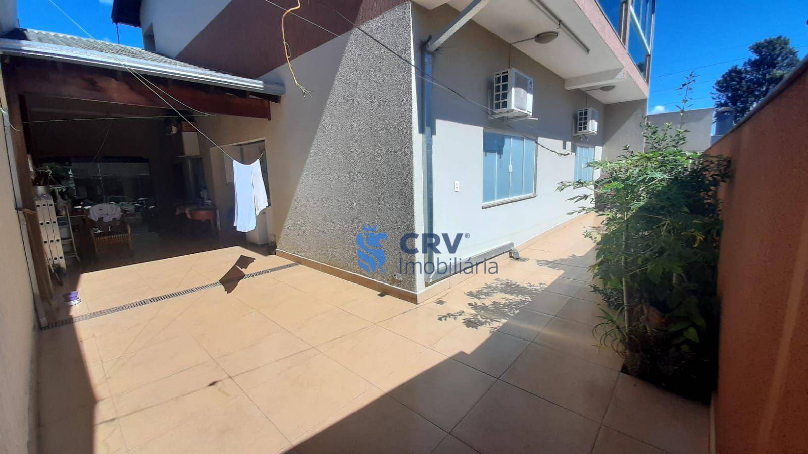 Casa de Condomínio à venda com 5 quartos, 300m² - Foto 8