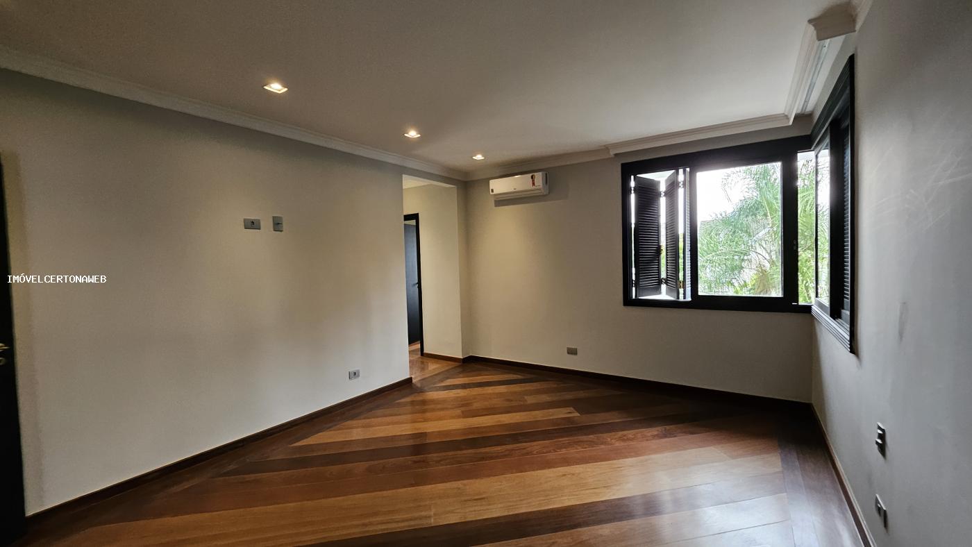 Casa à venda com 5 quartos, 420m² - Foto 42