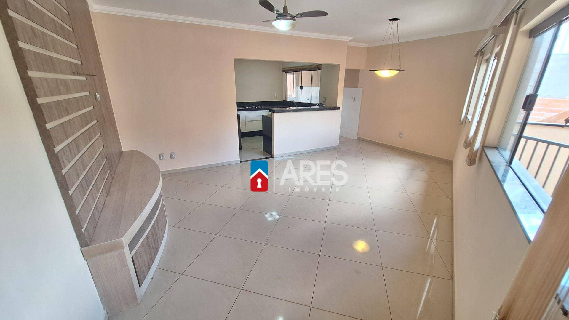 Casa, 3 quartos, 140 m² - Foto 1