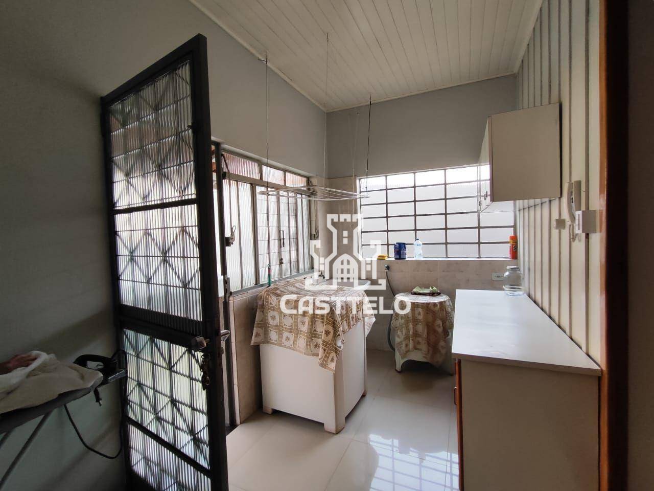 Casa à venda com 3 quartos, 85m² - Foto 12