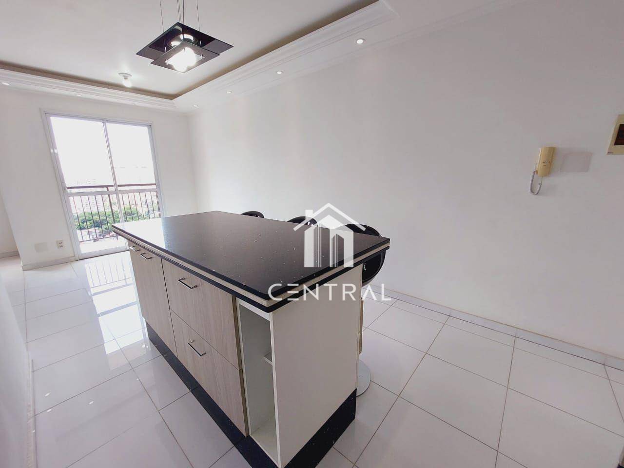 Apartamento à venda com 2 quartos, 64m² - Foto 4
