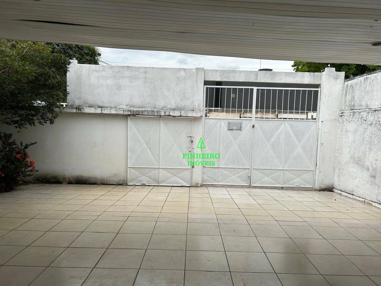 Casa à venda e aluguel com 2 quartos, 250m² - Foto 7