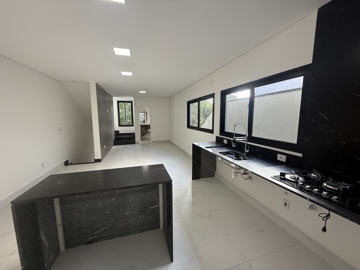 Casa à venda com 3 quartos, 140m² - Foto 11