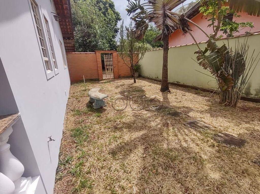 Chácara à venda com 3 quartos, 230m² - Foto 12