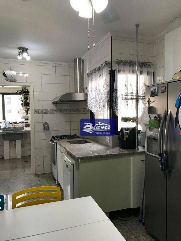 Apartamento à venda com 4 quartos, 176m² - Foto 5