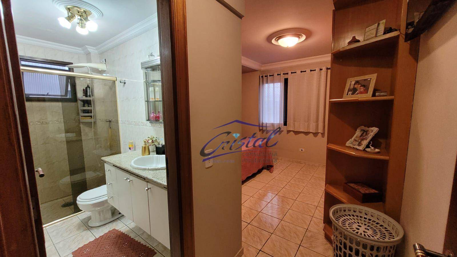 Apartamento à venda com 4 quartos, 151m² - Foto 22