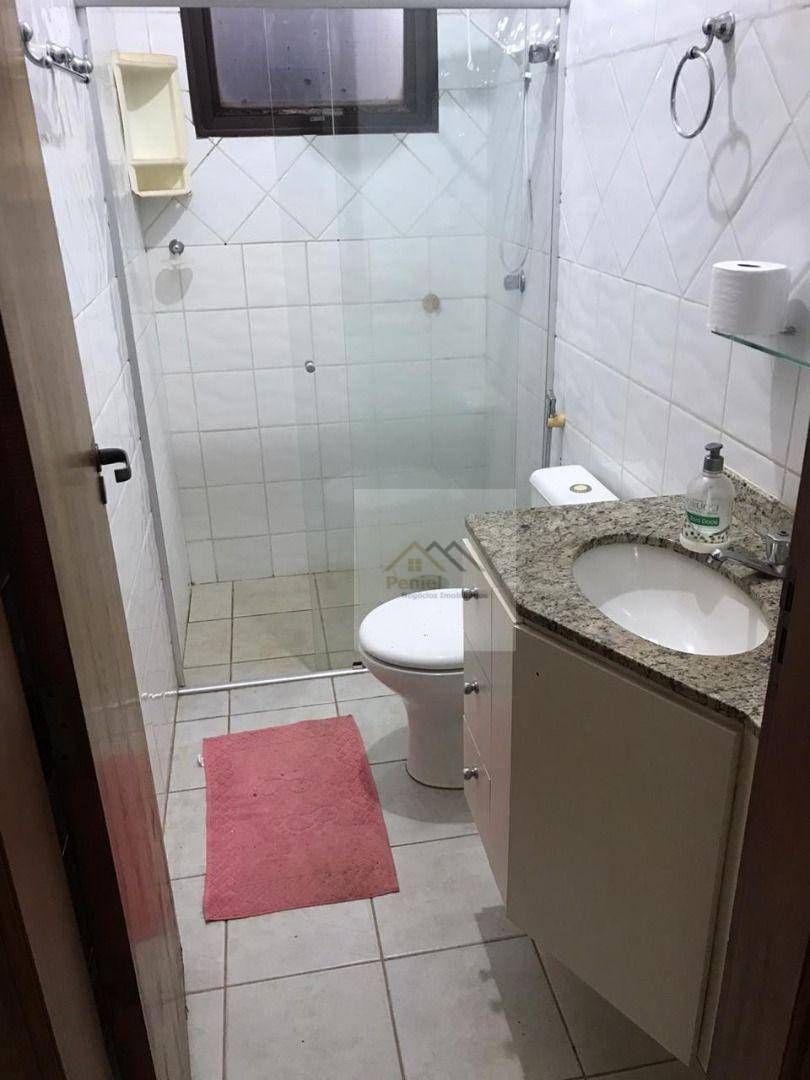 Apartamento à venda com 2 quartos, 75m² - Foto 2