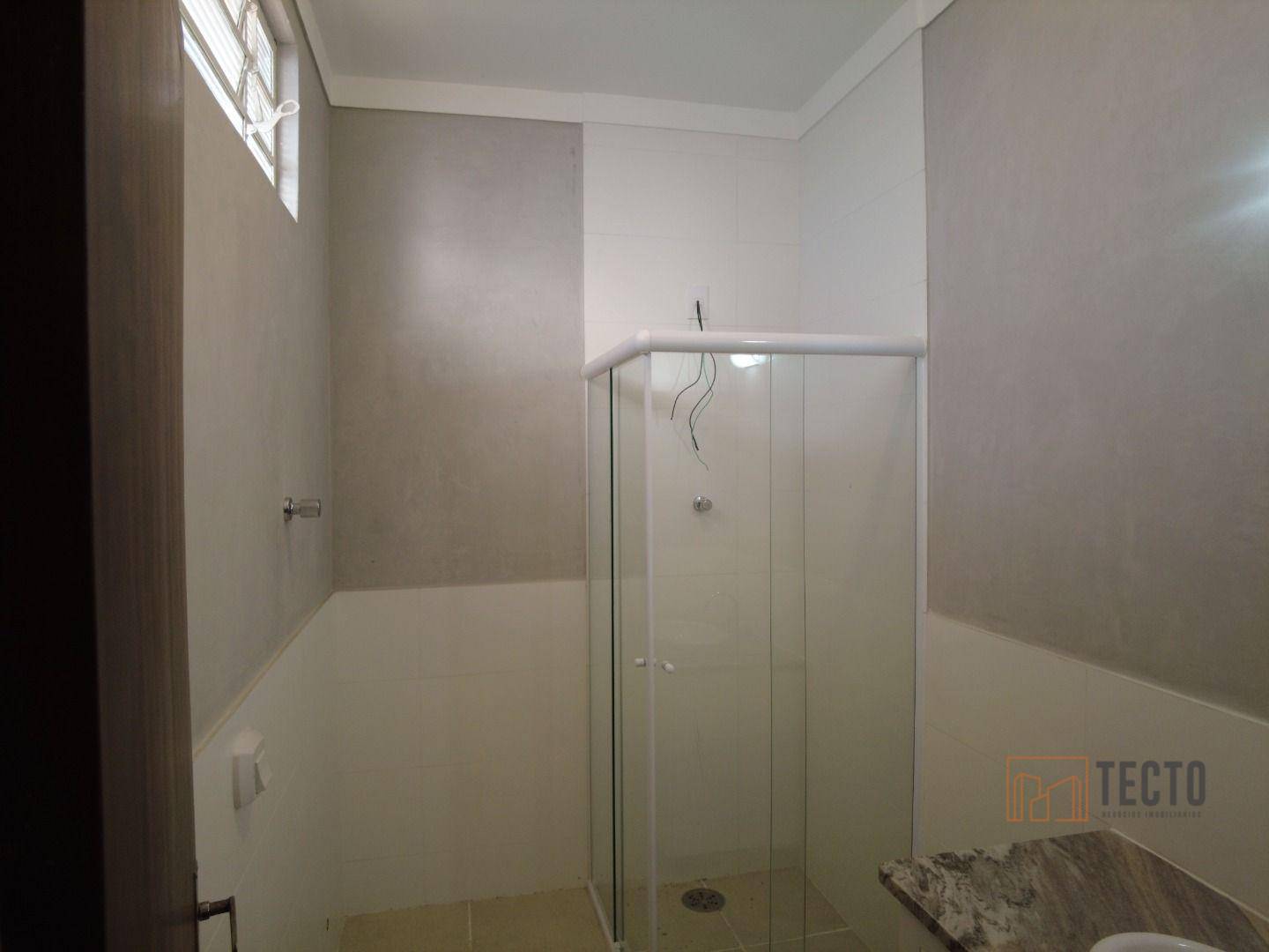 Casa à venda e aluguel com 3 quartos, 231m² - Foto 13