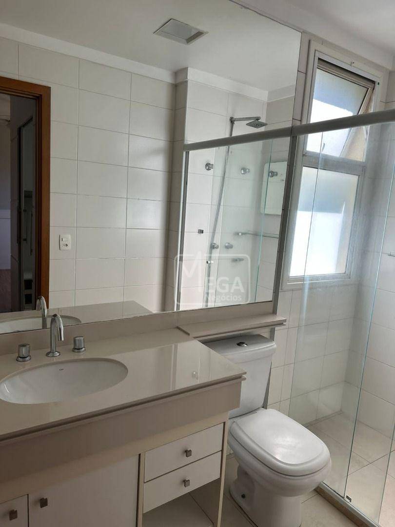 Apartamento para alugar com 3 quartos, 122m² - Foto 11