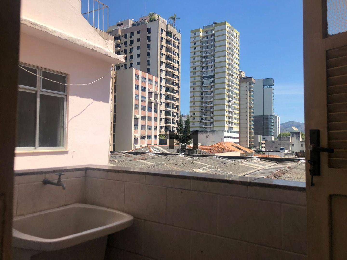 Apartamento à venda com 2 quartos, 70m² - Foto 20