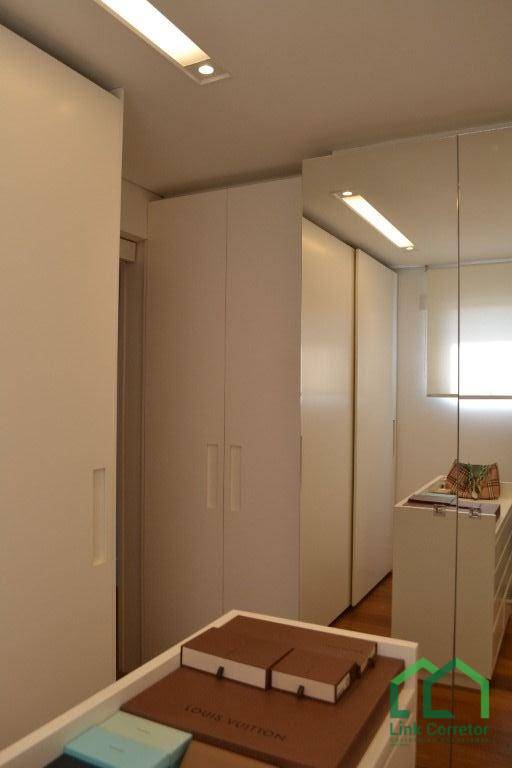 Apartamento à venda com 3 quartos, 213m² - Foto 26