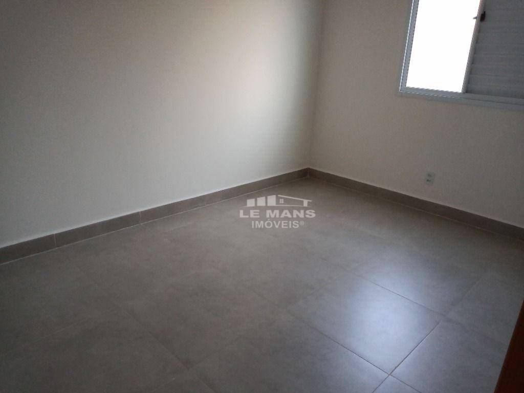 Apartamento para alugar com 2 quartos, 45m² - Foto 5