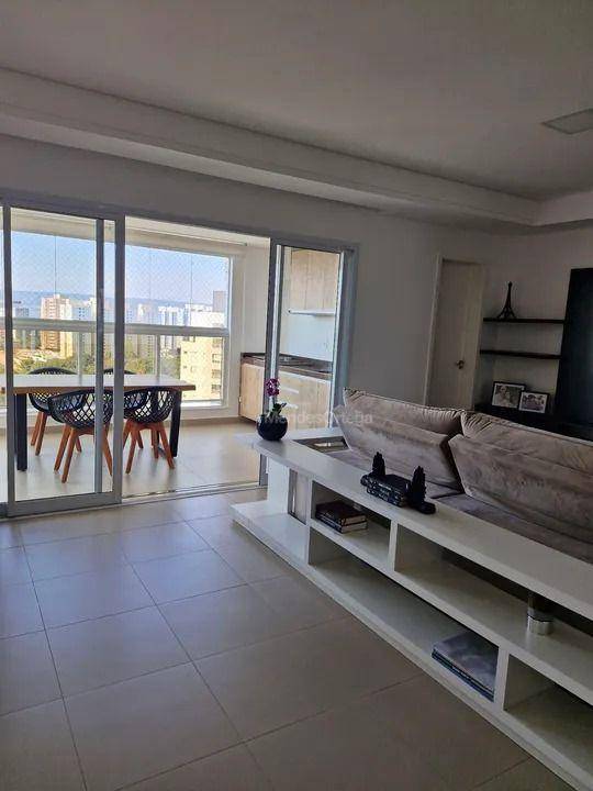 Apartamento à venda com 3 quartos, 167m² - Foto 5