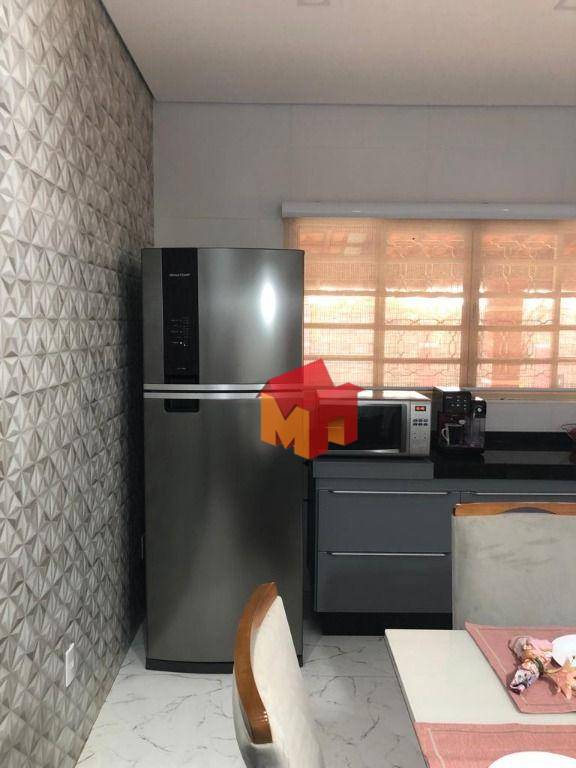 Chácara à venda com 3 quartos, 250m² - Foto 11