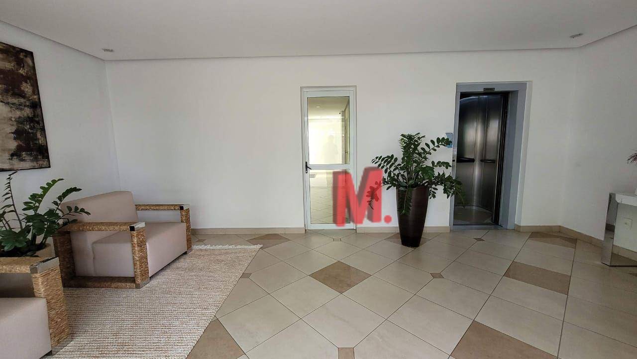 Apartamento à venda com 4 quartos, 147m² - Foto 2