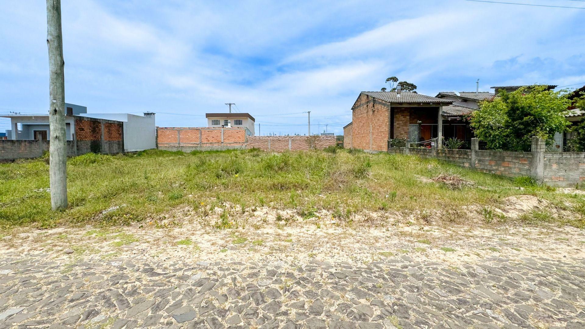 Terreno à venda, 300M2 - Foto 1