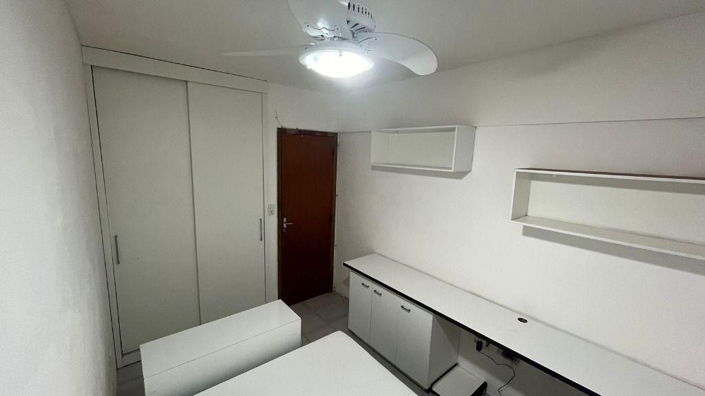 Apartamento à venda com 3 quartos, 90m² - Foto 7