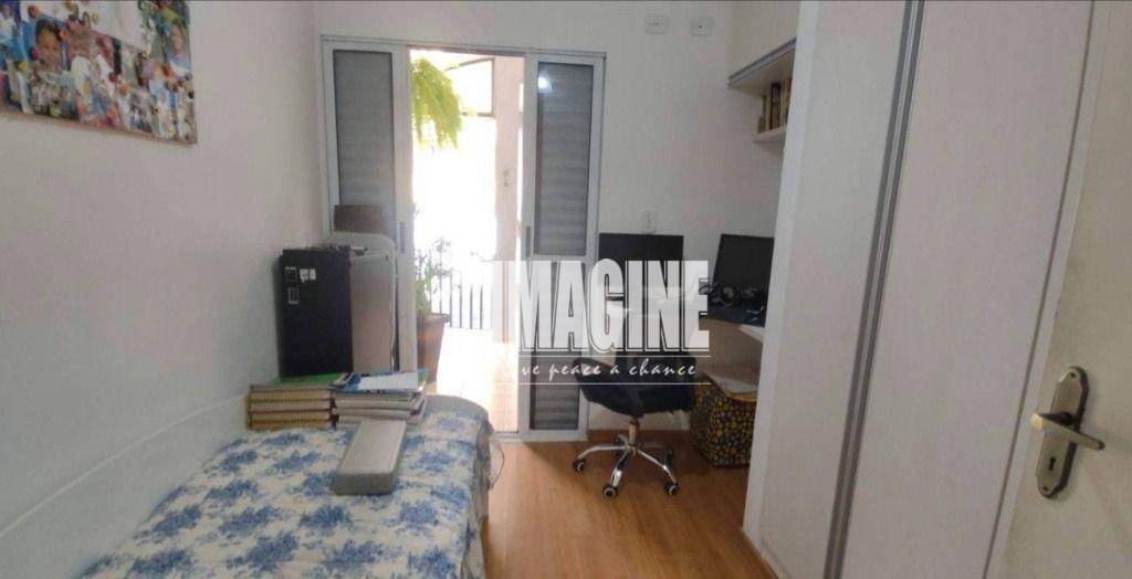 Sobrado à venda com 3 quartos, 210m² - Foto 14