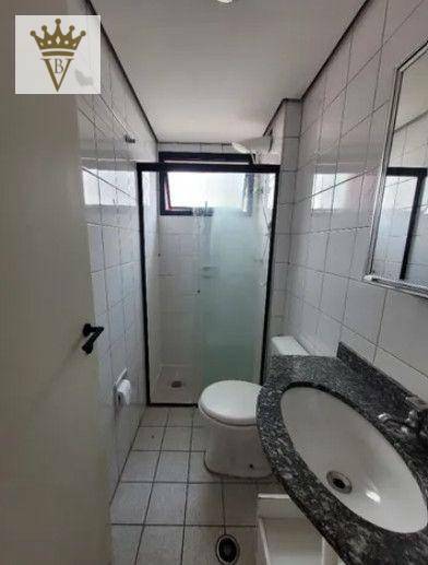 Apartamento para alugar com 2 quartos, 57m² - Foto 9