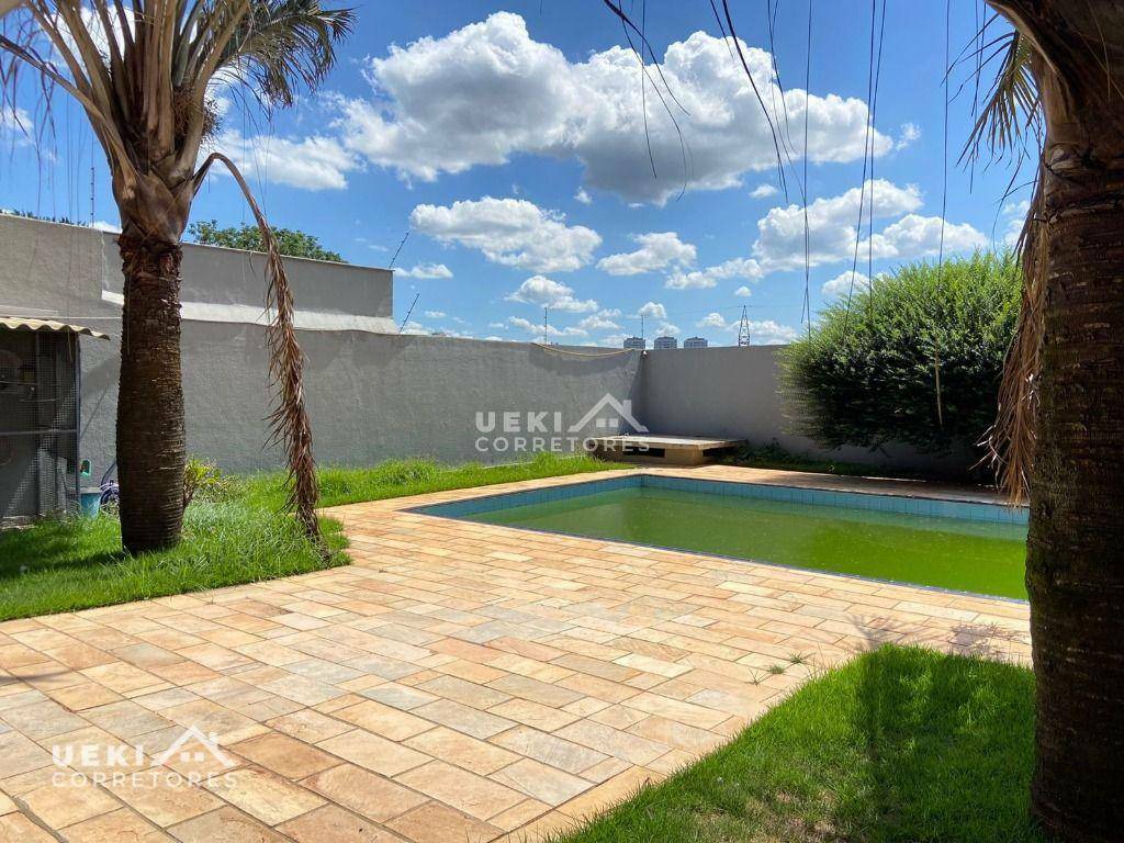 Casa à venda com 3 quartos, 280m² - Foto 5