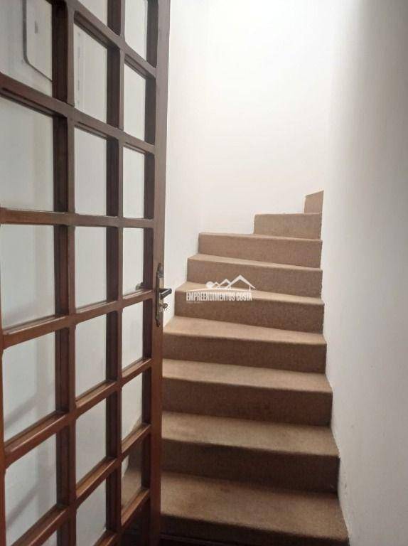 Casa à venda e aluguel com 3 quartos, 154m² - Foto 21