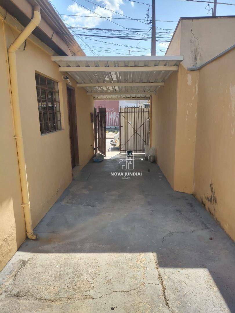 Casa à venda com 3 quartos, 109m² - Foto 3