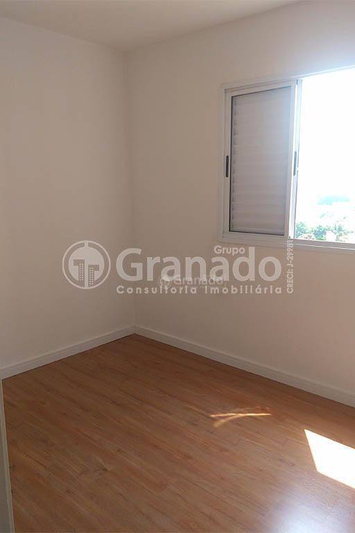 Apartamento à venda com 2 quartos, 62m² - Foto 8