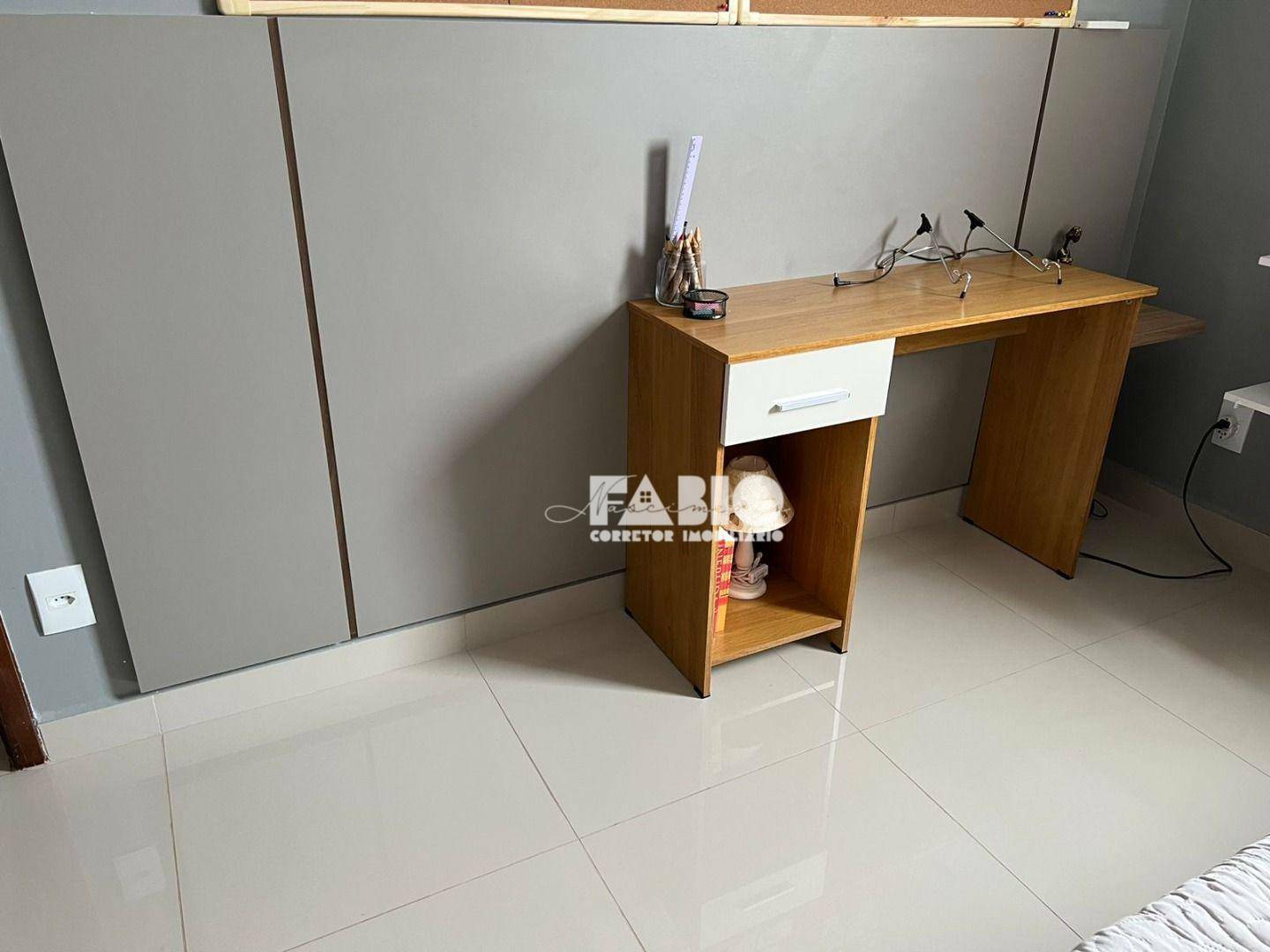 Apartamento à venda com 2 quartos, 66m² - Foto 3