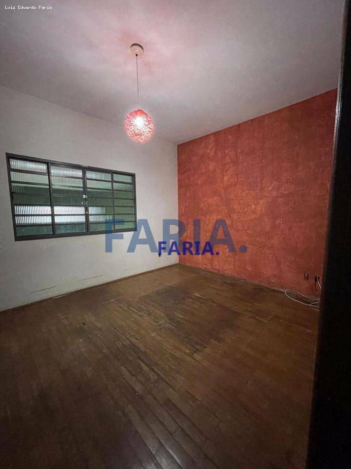 Casa à venda com 4 quartos, 250M2 - Foto 18