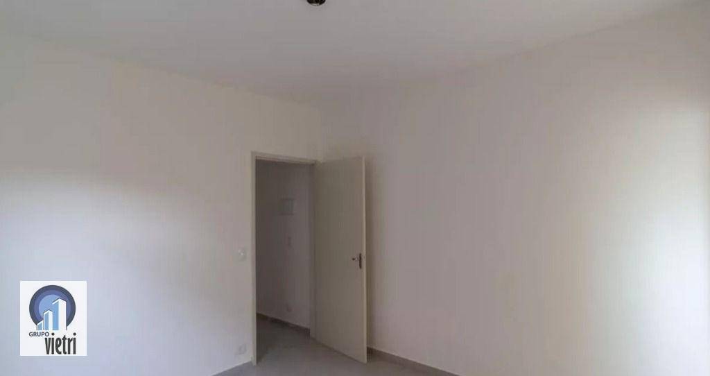 Casa para alugar com 2 quartos, 50m² - Foto 12