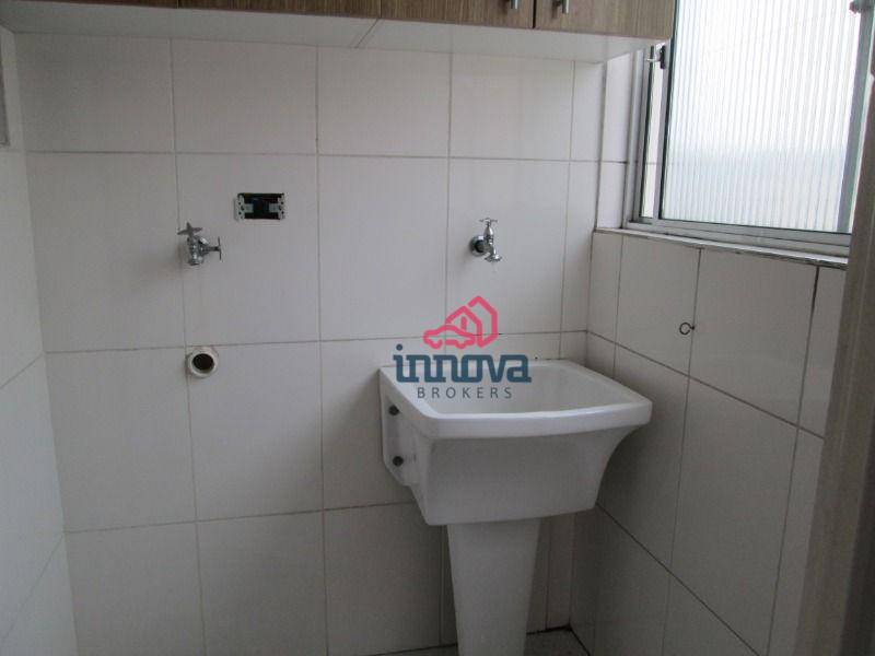 Apartamento à venda com 2 quartos, 57m² - Foto 11