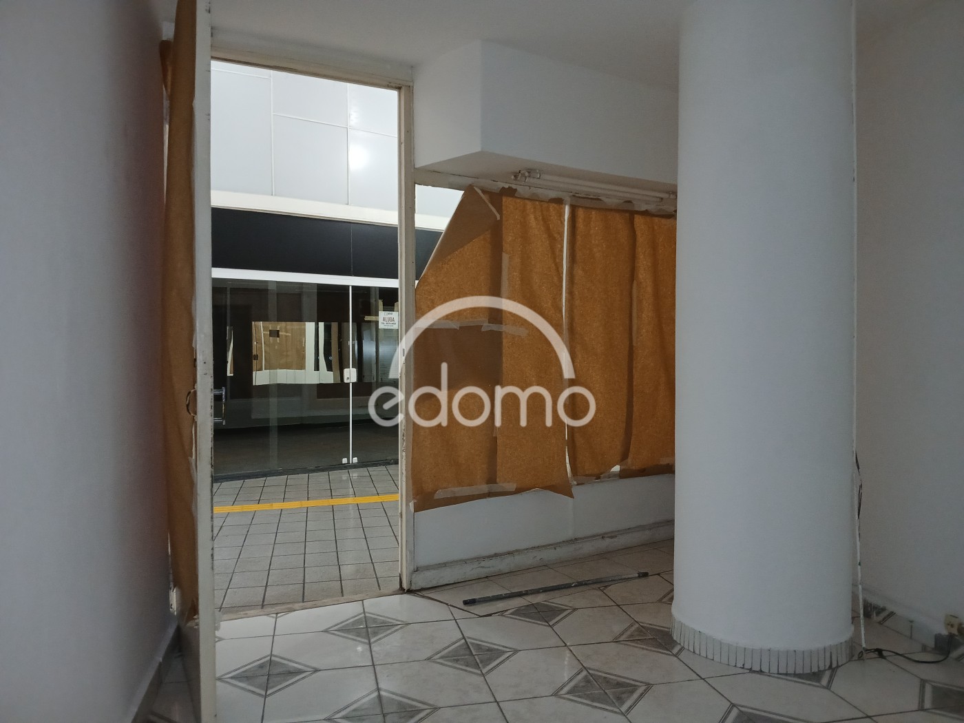 Prédio Inteiro para alugar, 70m² - Foto 3