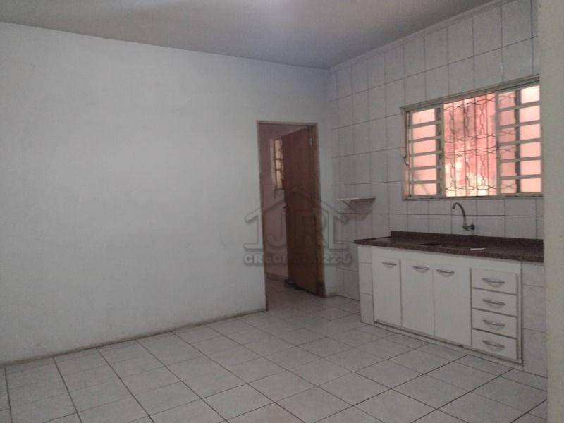 Casa à venda com 3 quartos, 125m² - Foto 4