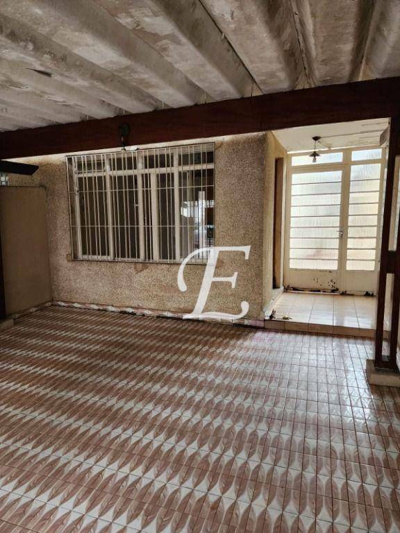 Sobrado à venda com 2 quartos, 128m² - Foto 2