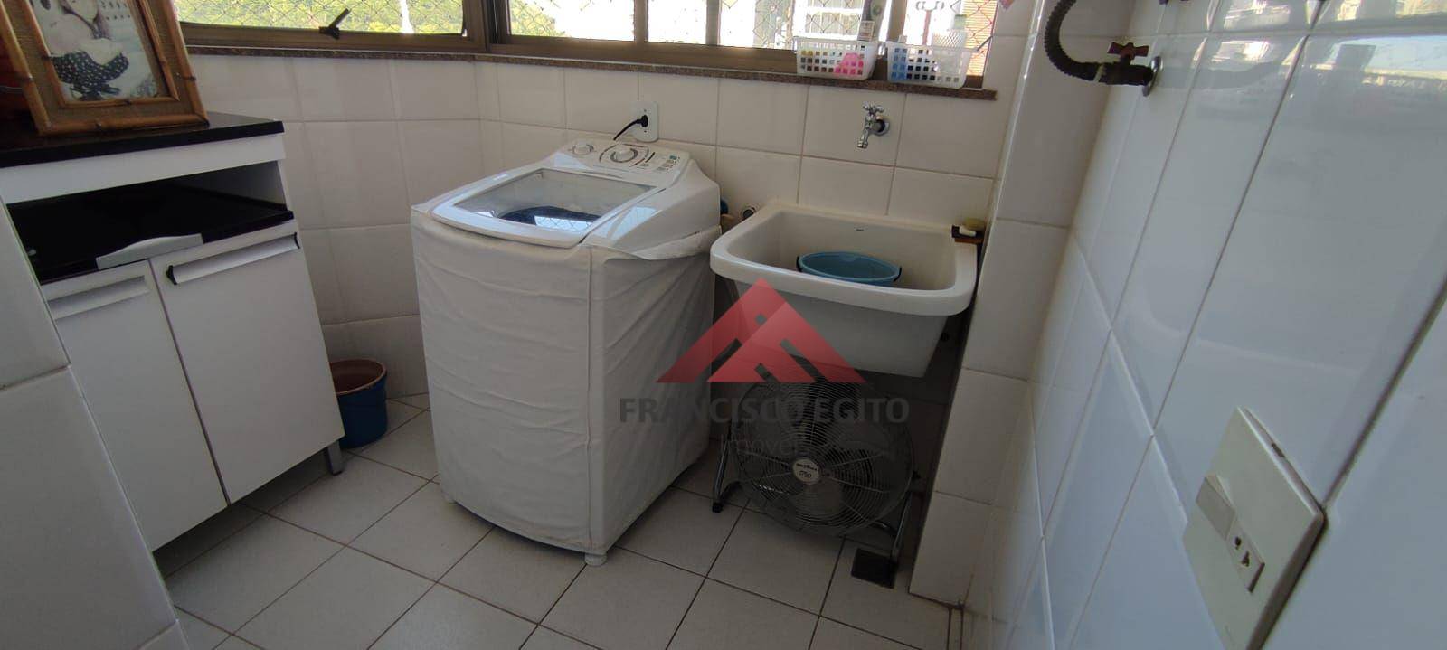 Apartamento à venda com 2 quartos, 80m² - Foto 17