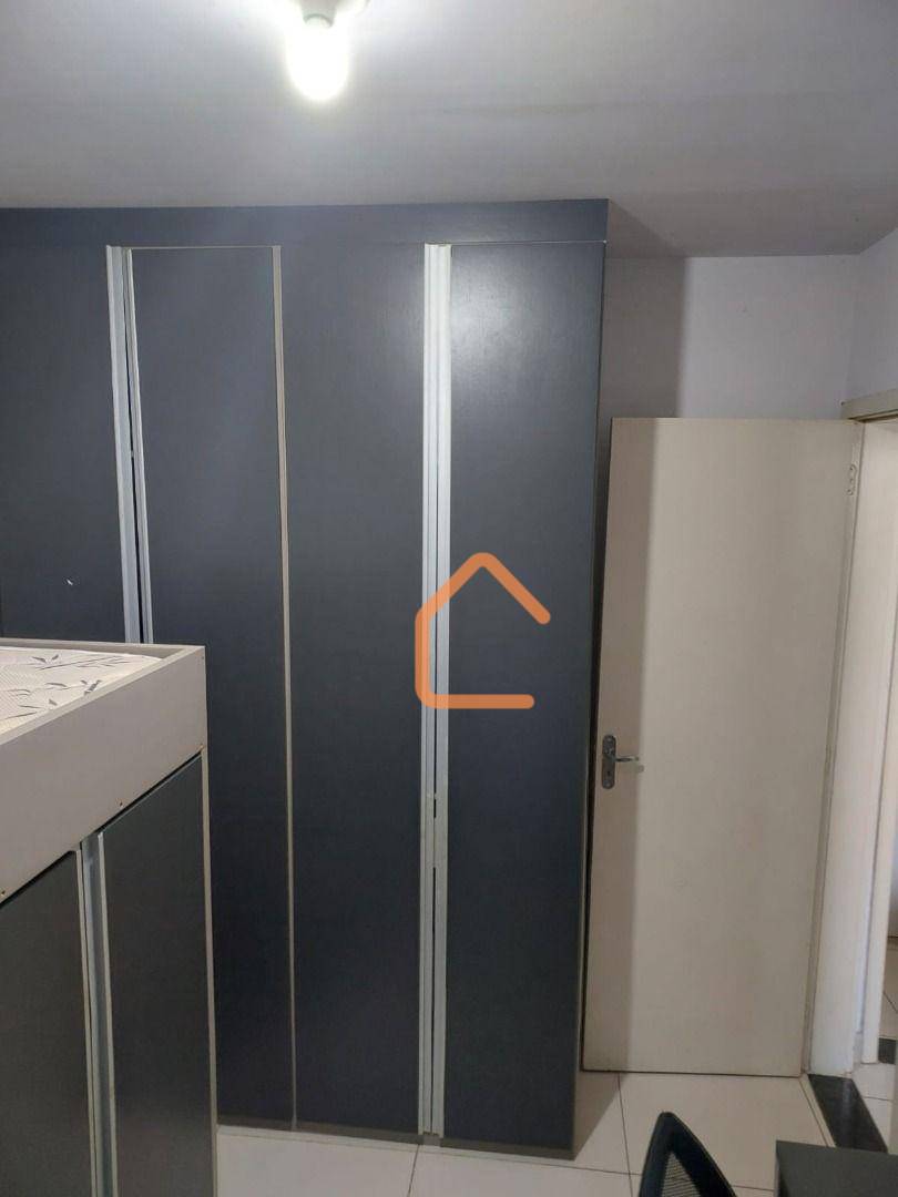 Apartamento para alugar com 2 quartos, 50m² - Foto 22