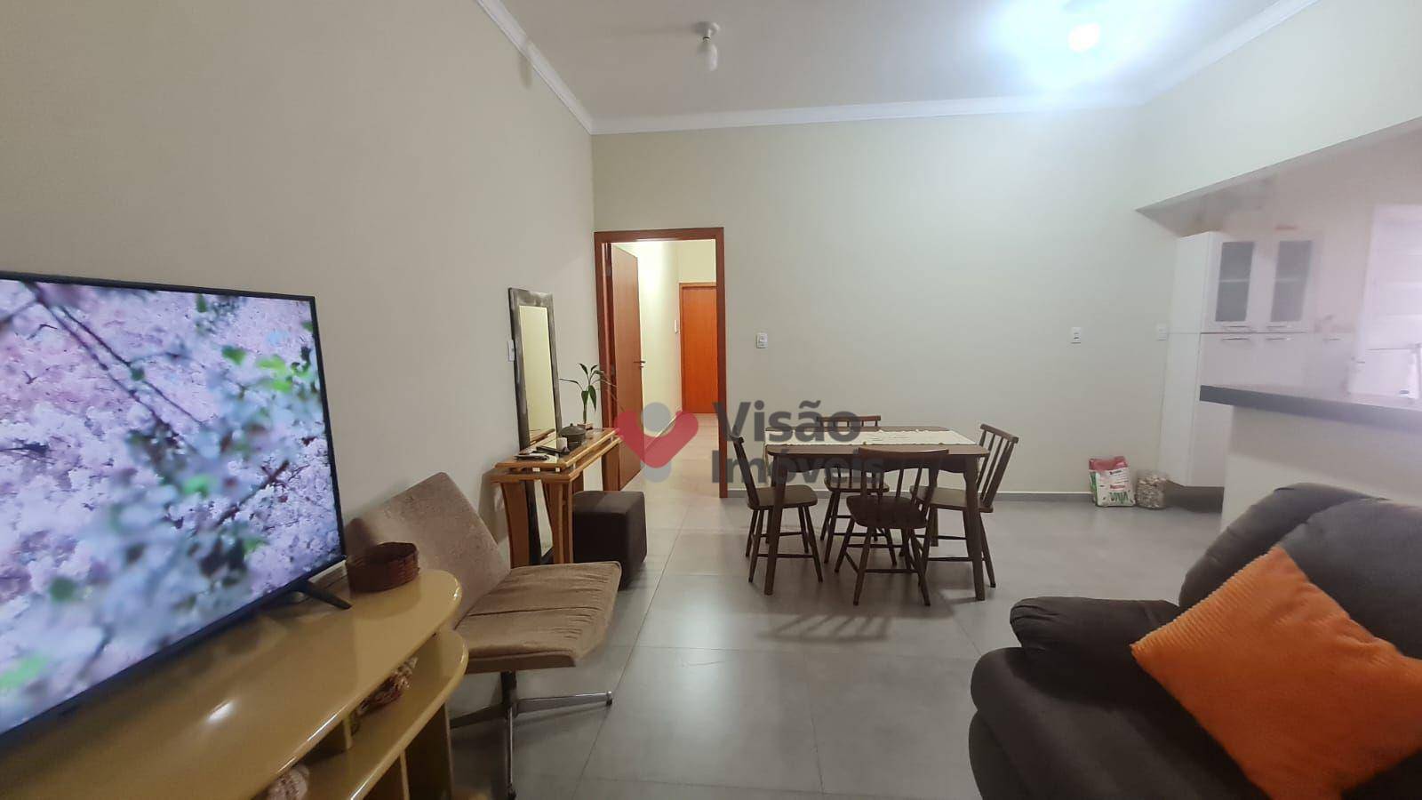 Casa à venda com 2 quartos, 146m² - Foto 2