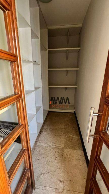 Apartamento à venda com 4 quartos, 255m² - Foto 7