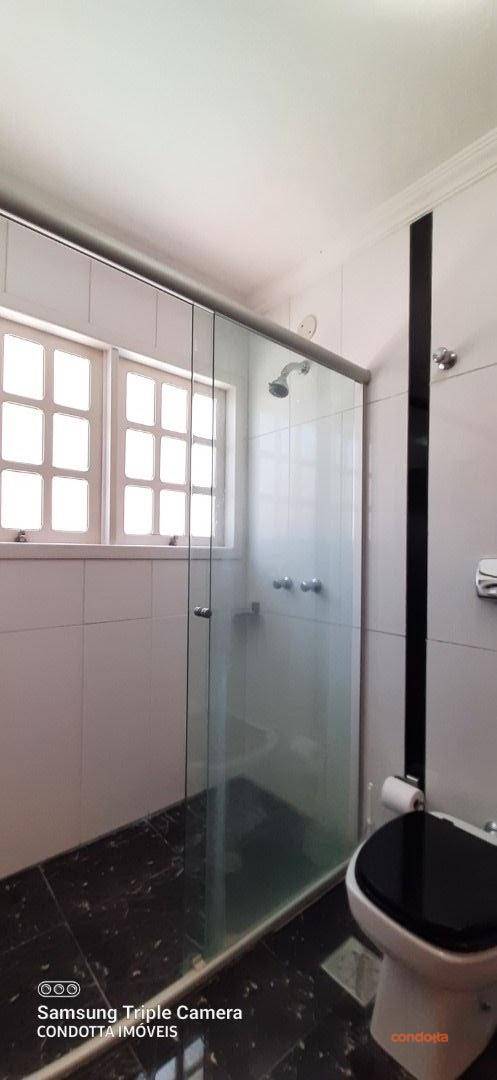 Casa para alugar com 4 quartos, 285m² - Foto 26