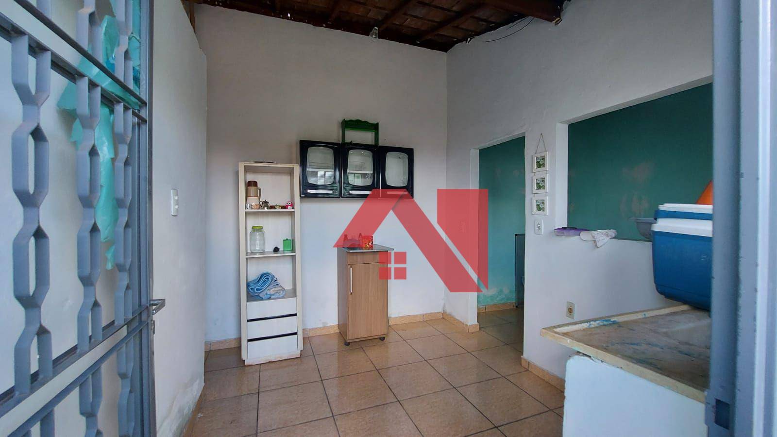 Casa à venda com 2 quartos, 120m² - Foto 14