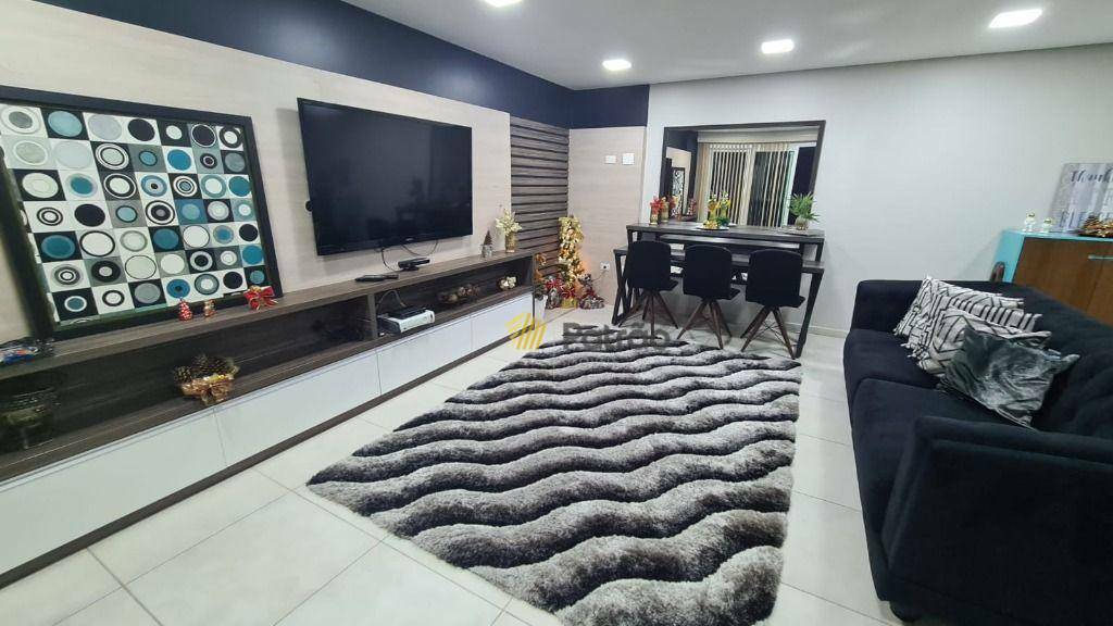 Sobrado à venda com 6 quartos, 585m² - Foto 35