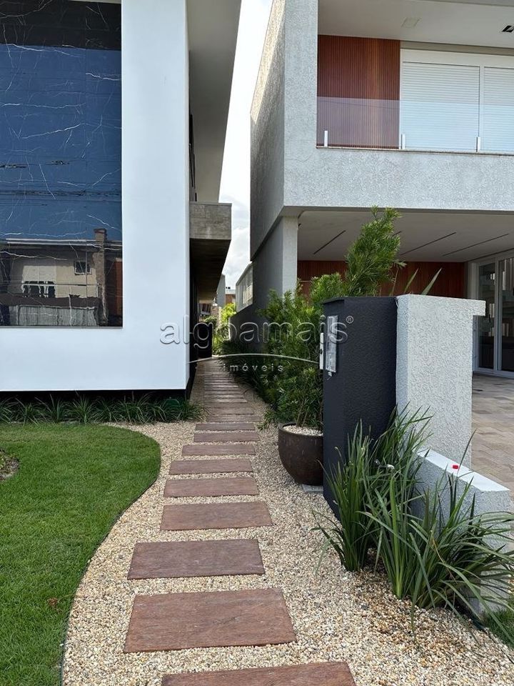 Casa de Condomínio à venda com 5 quartos, 344m² - Foto 4