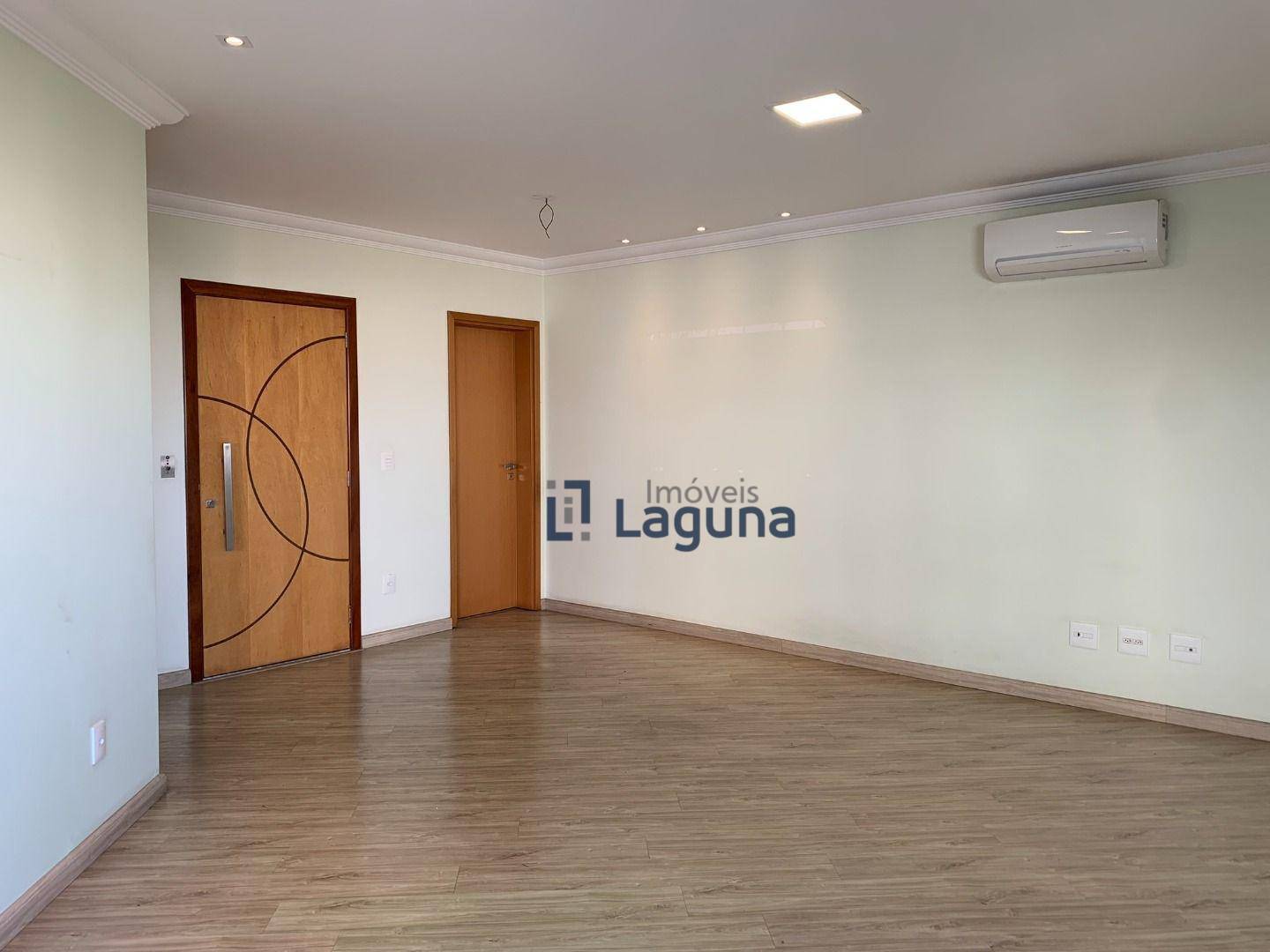 Apartamento à venda com 3 quartos, 158m² - Foto 13