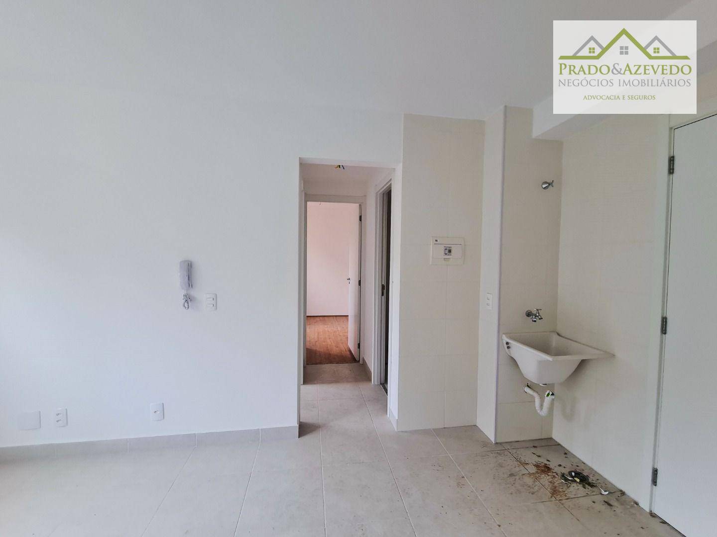 Apartamento à venda com 2 quartos, 32m² - Foto 4