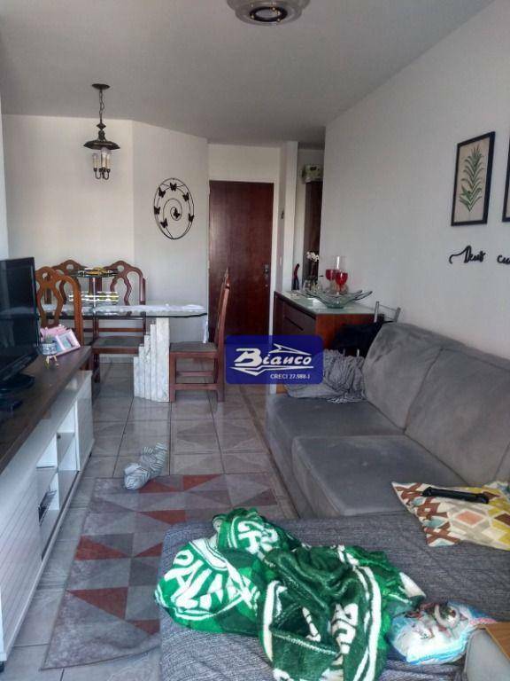 Apartamento à venda com 3 quartos, 97m² - Foto 1