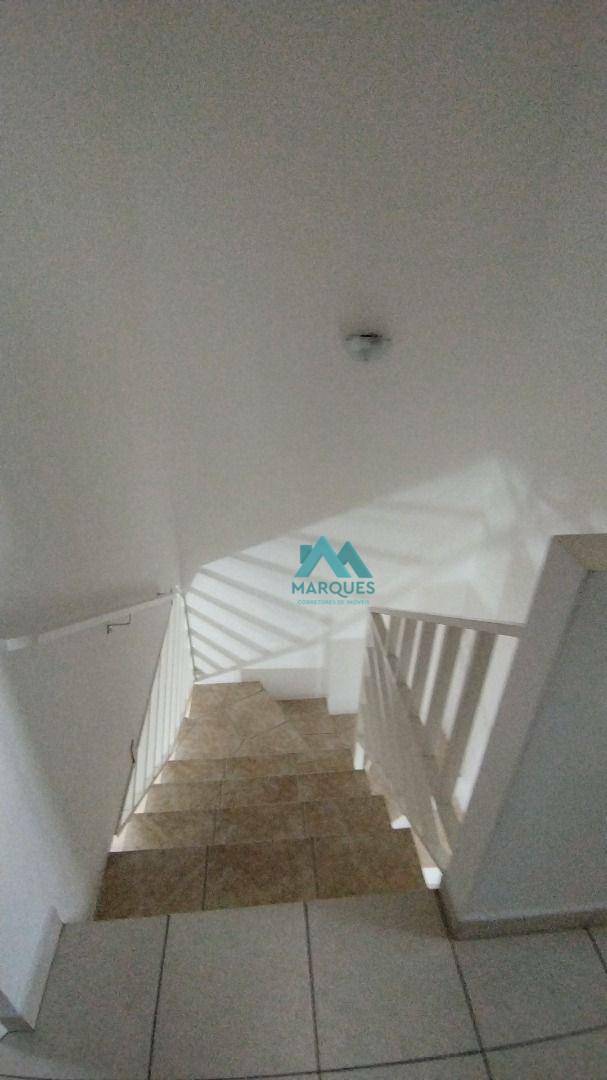 Sobrado à venda com 2 quartos, 150m² - Foto 9