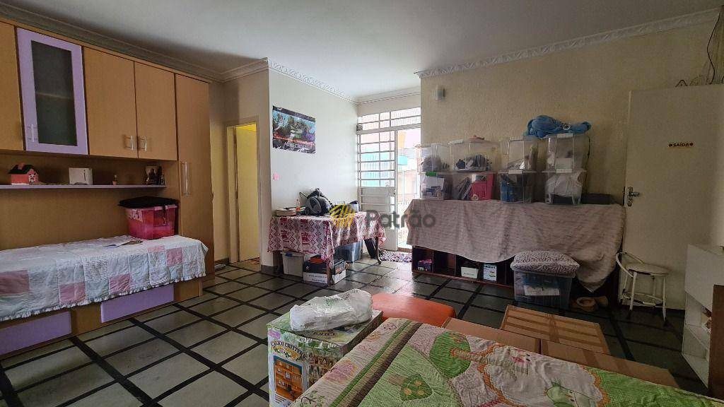 Sobrado à venda e aluguel com 4 quartos, 356m² - Foto 6