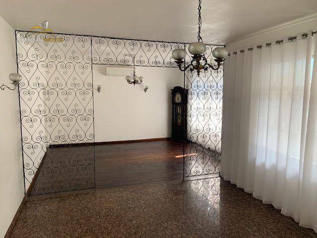 Casa à venda com 3 quartos, 600m² - Foto 8