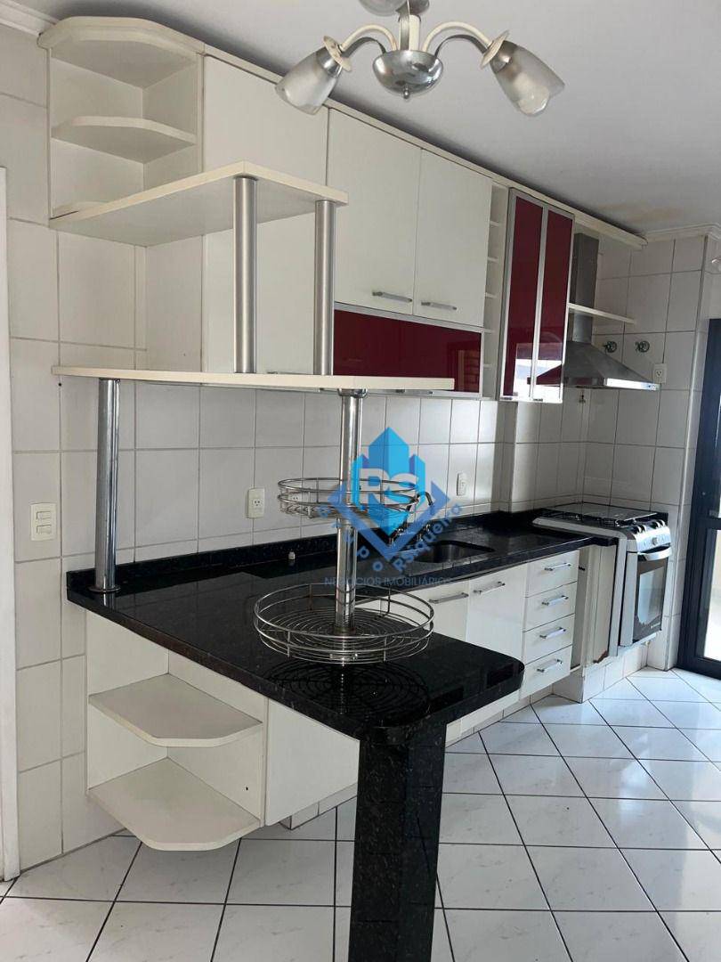 Apartamento para alugar com 3 quartos, 144m² - Foto 1