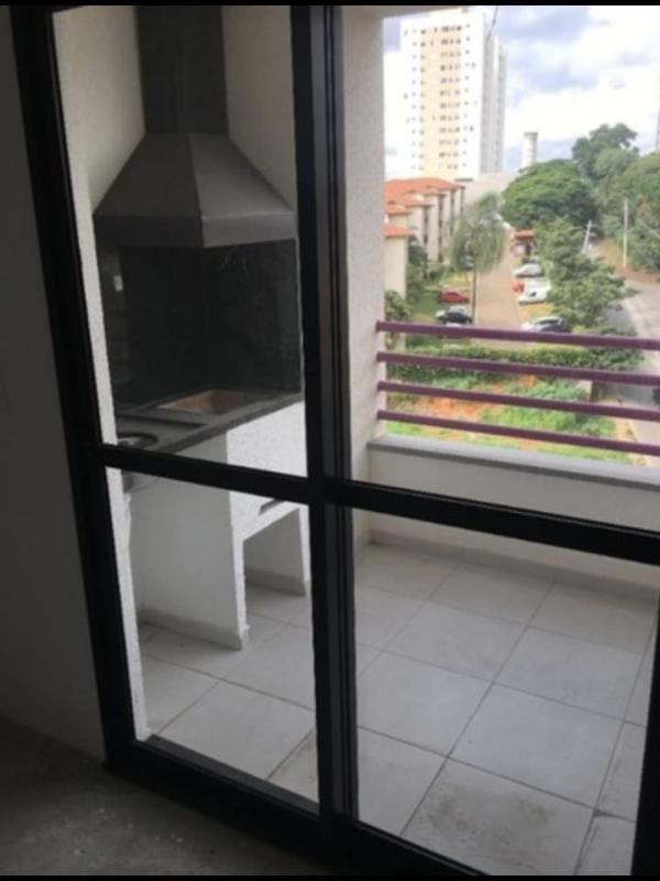 Apartamento à venda com 2 quartos, 75m² - Foto 1